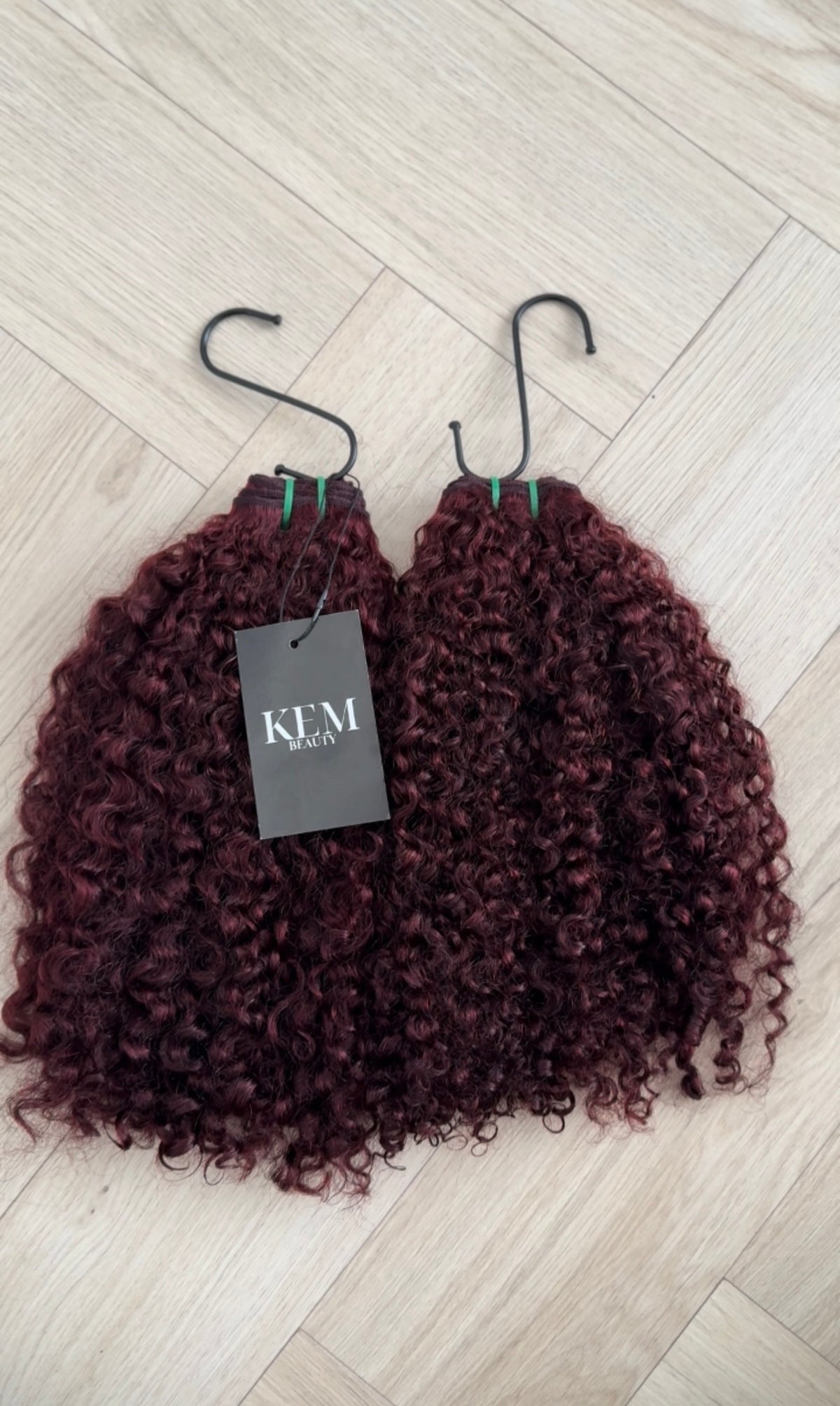 Pixie Curly Burgundy